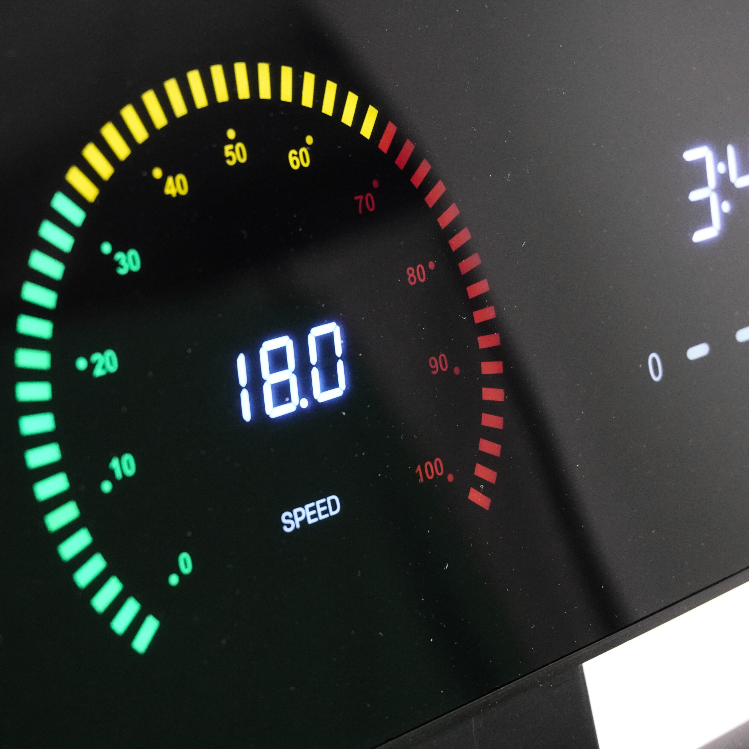 Barbell HT5 Folding Treadmill - Image 3