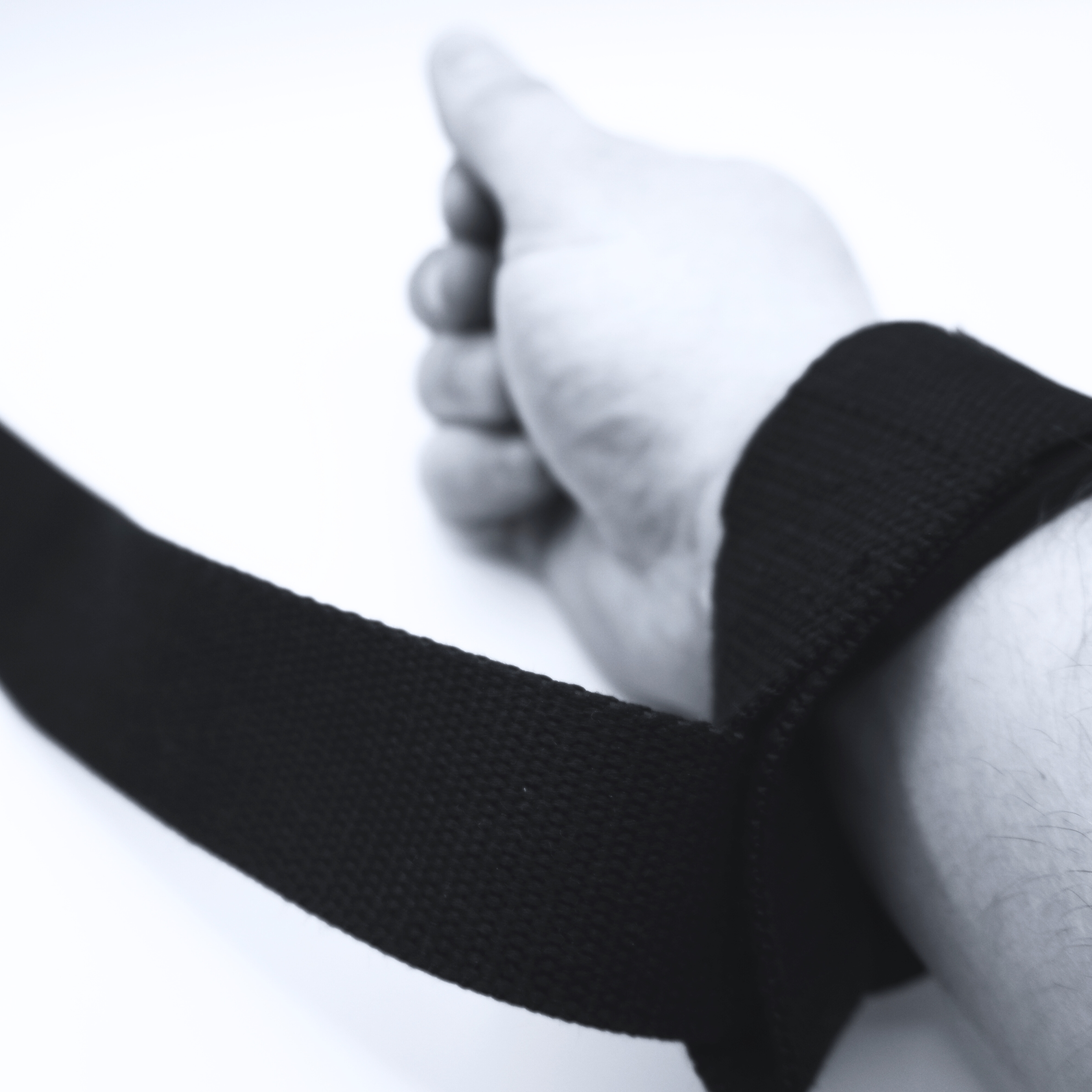 Barbell Lifting Straps - Pair - Image 4