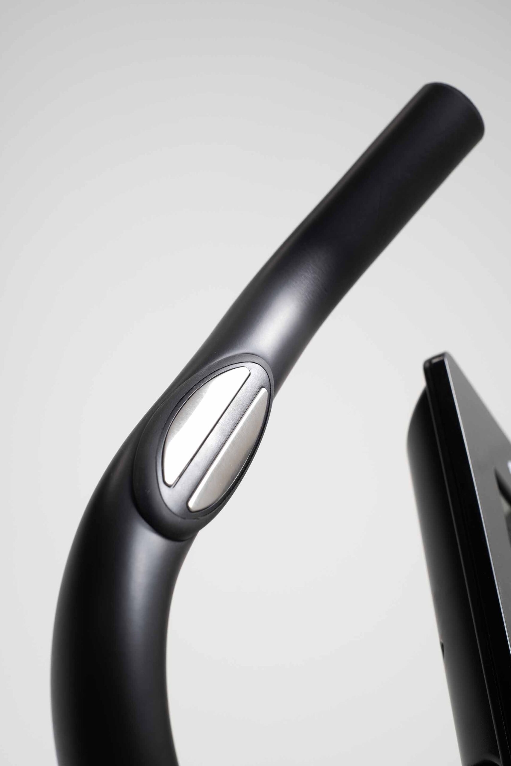 Barbell HB5 Exercise Bike - Image 16